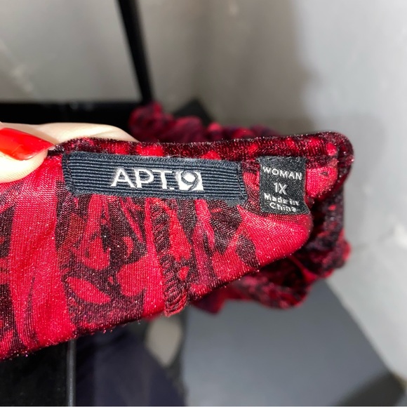 Apt. 9 Velvet Red & Black Blouse Size 1X - Picture 7 of 8